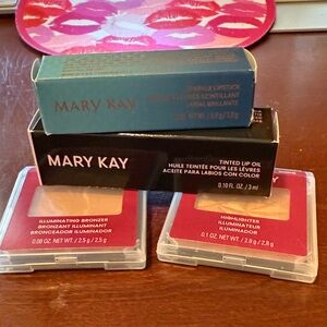 Mary Kay Combo!  One Tinted Lip Oil, Sparkle Lipstick, Bronzer and Highlighter!!
